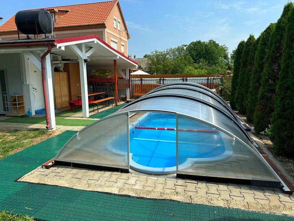 Villa Ani Hajdúszoboszló Buitenkant foto